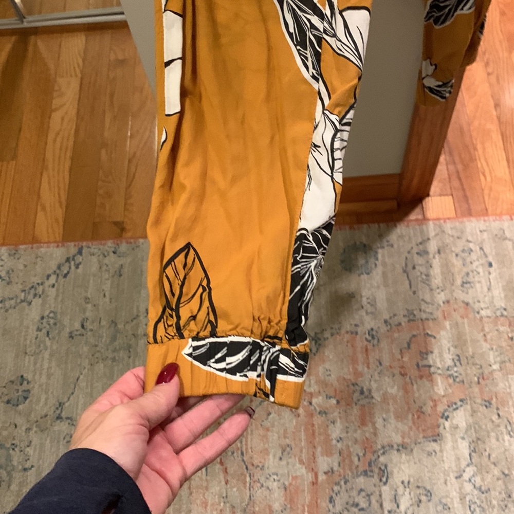 O’Neill pants - Picture 3 of 5